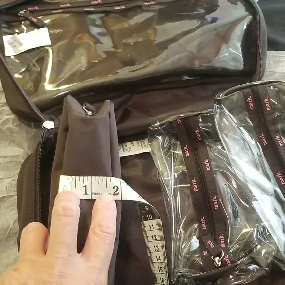 New mark.  Mark up case by Avon - Picture 14 of 16